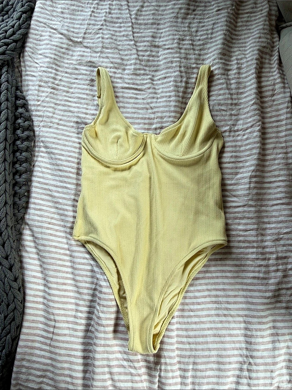 Onia Rib One-Piece Swimsuit Yellow size Medium